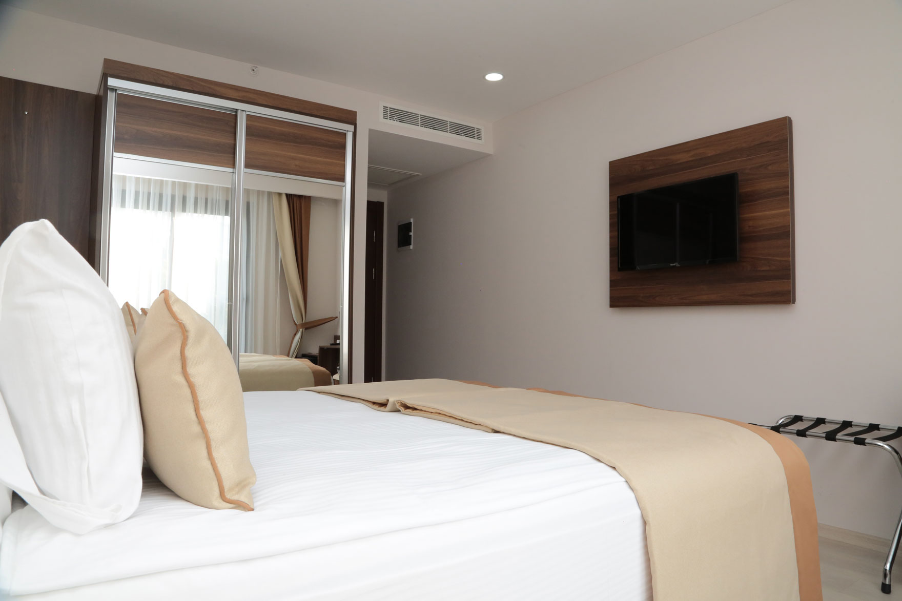 Paris Prestige Hotel İptal Edilemez Standart Oda 